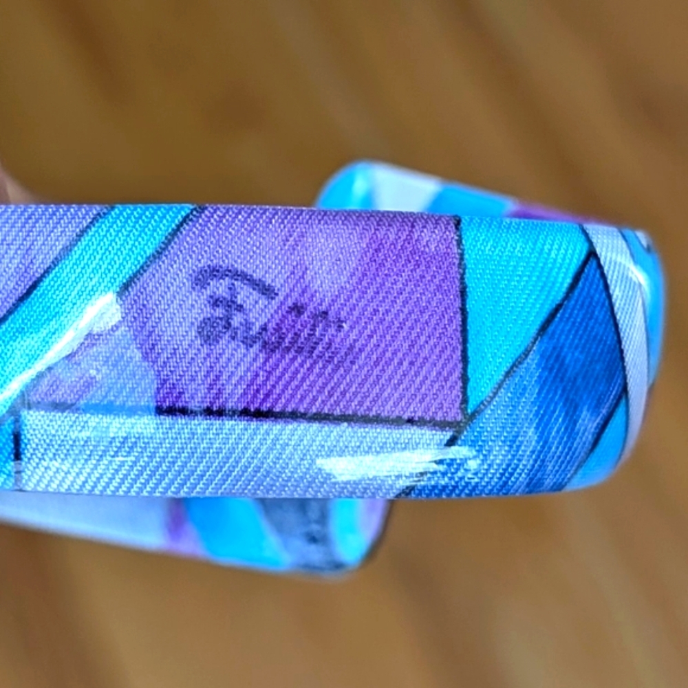 Emilio Pucci EUC Vintage Silk Scarf In A Lucite Bangle Bracelet - Picture 3 of 16